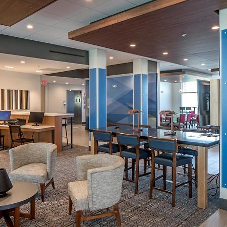 Holiday Inn Express & Suites - West Omaha - Elkhorn By Ihg Екстериор снимка