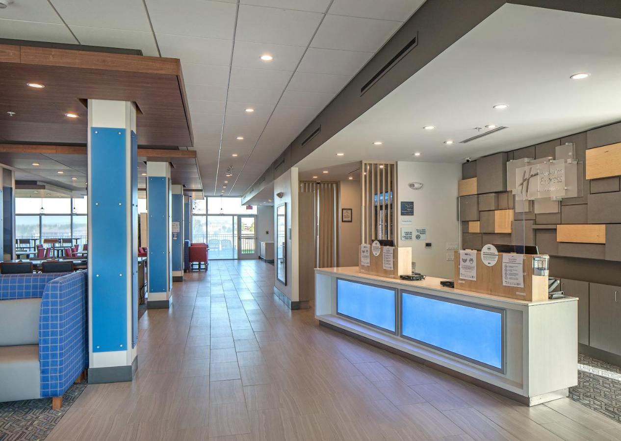 Holiday Inn Express & Suites - West Omaha - Elkhorn By Ihg Екстериор снимка